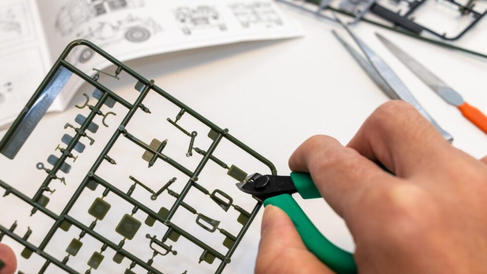 Cutting-a-plastic-model